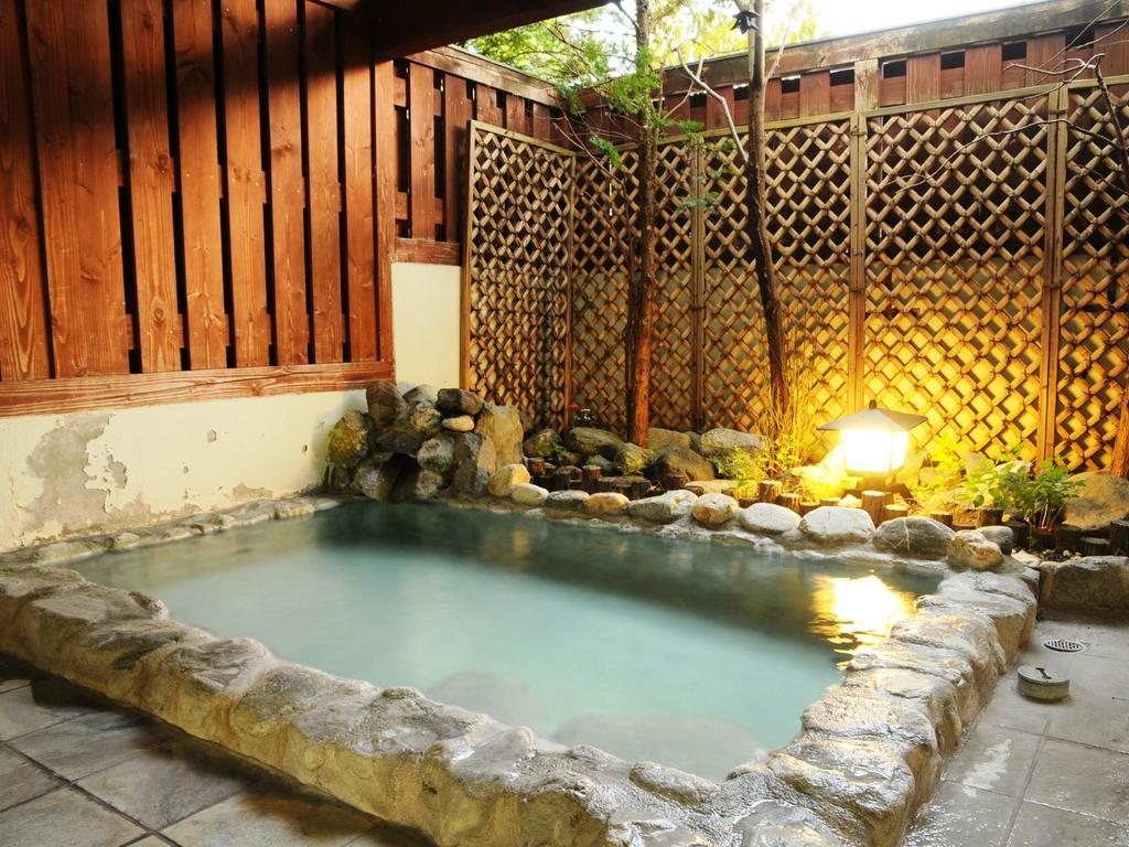 Hotel Grace האקובה מראה חיצוני תמונה